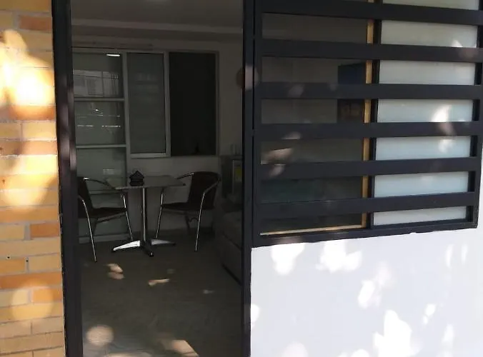 Aparta Estudio Condo